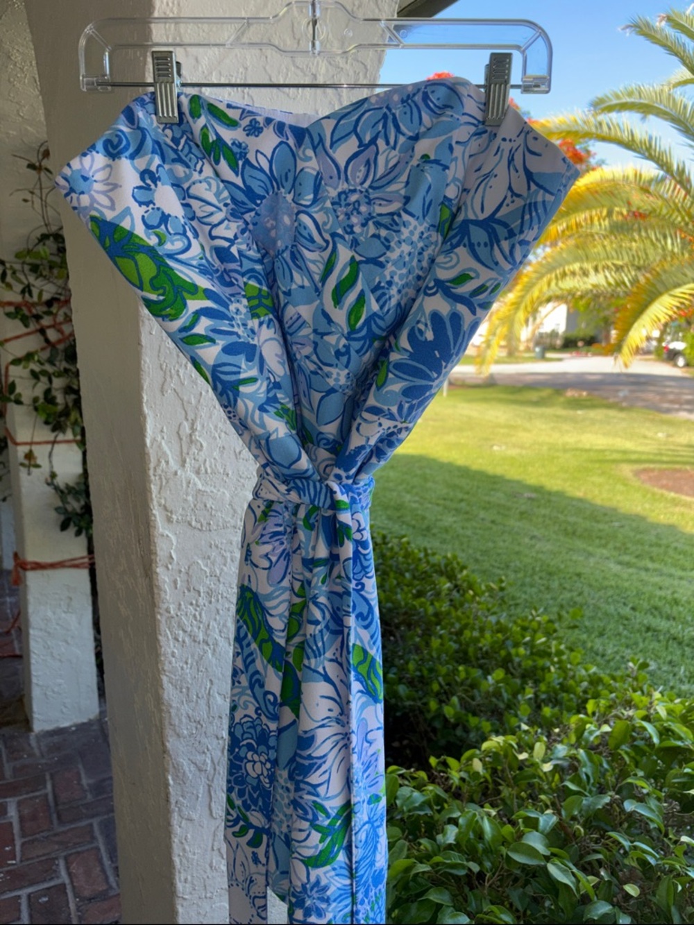 Lilly Pulitzer Blue, White & Green skort with belt not attached - Picture 2 of 15